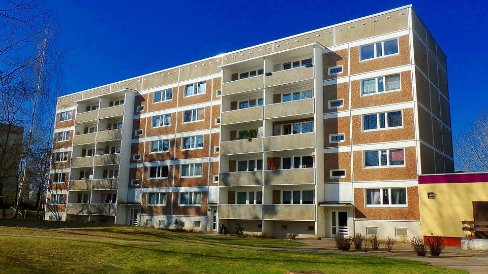 Retour sur une expérience client, la mise sous enveloppe de courrier administratif