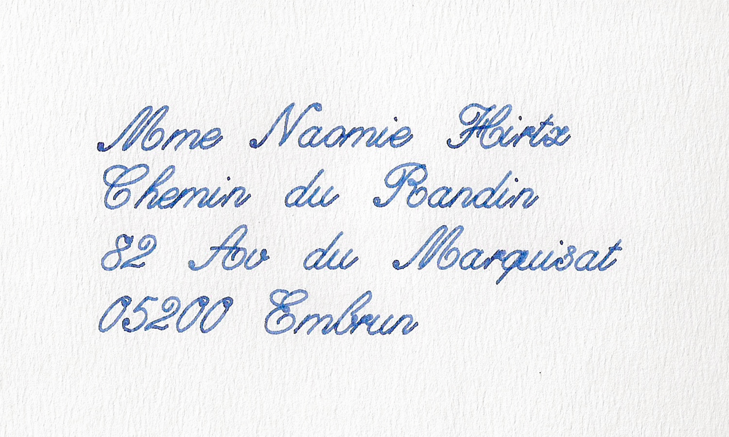 Exemple de style d'écriture manuscrite personnalisée avec le caractères Elegance