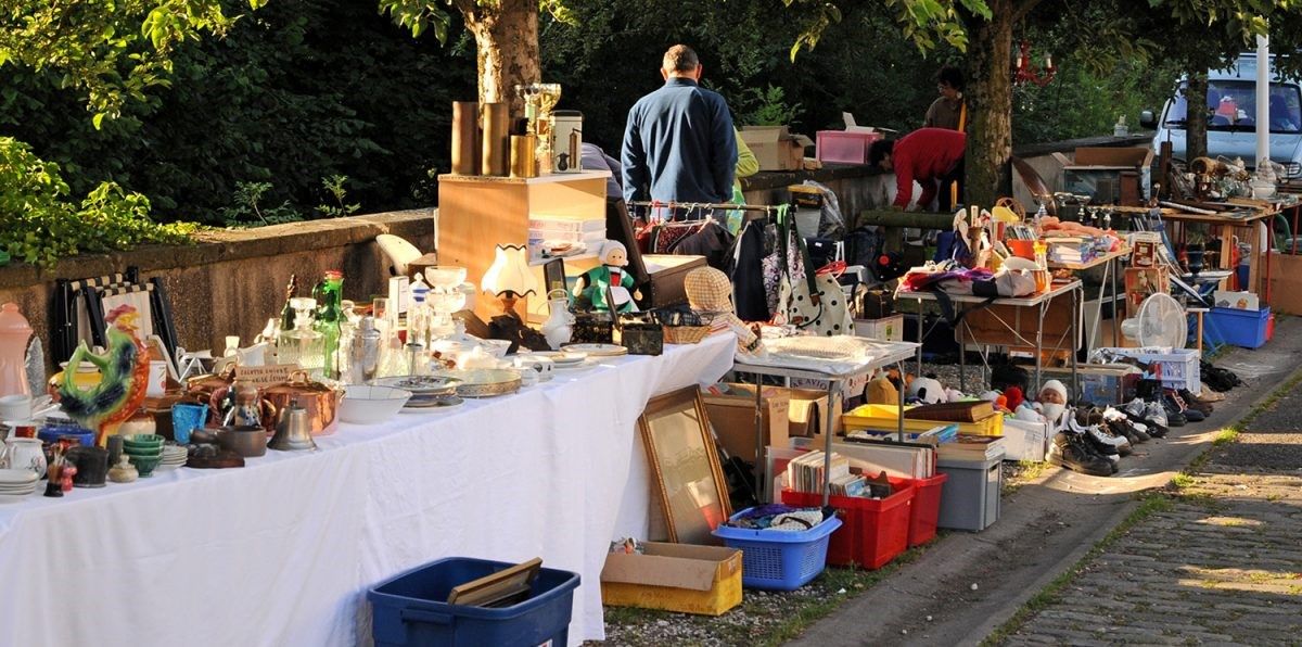 Vide-grenier, brocantes, marchés aux puces